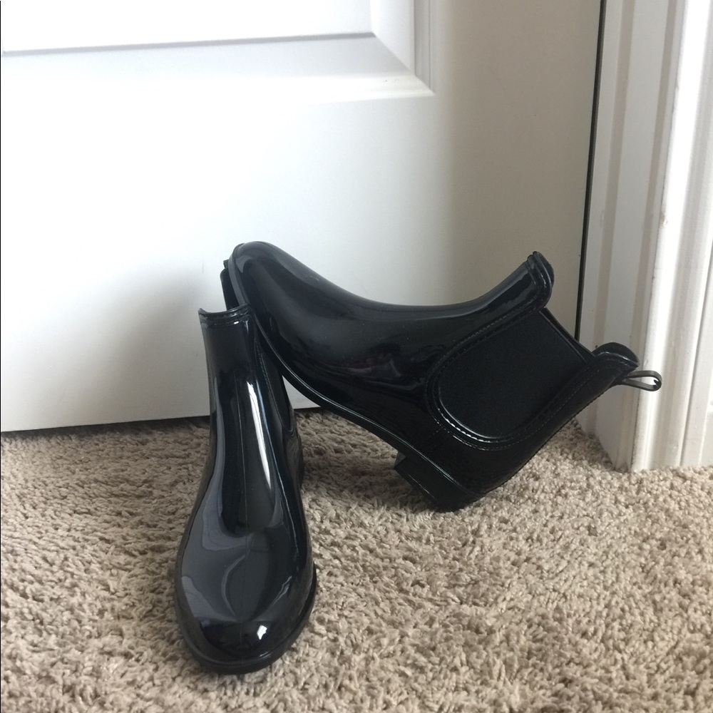 Ankle length rain boots